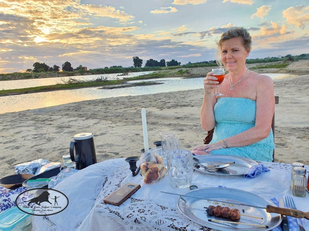 Baker Safari Company Villa Kwangwazi Ngoại thất bức ảnh