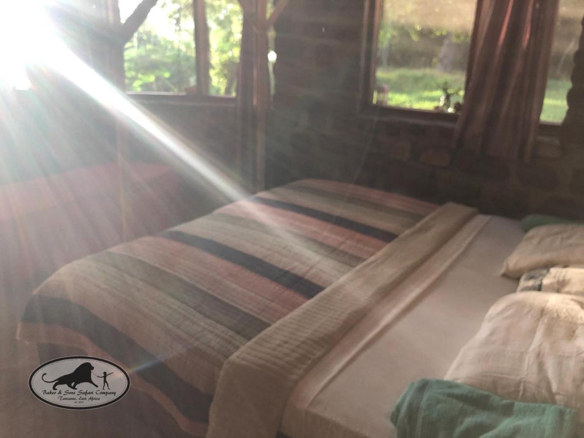 Baker Safari Company Villa Kwangwazi Ngoại thất bức ảnh
