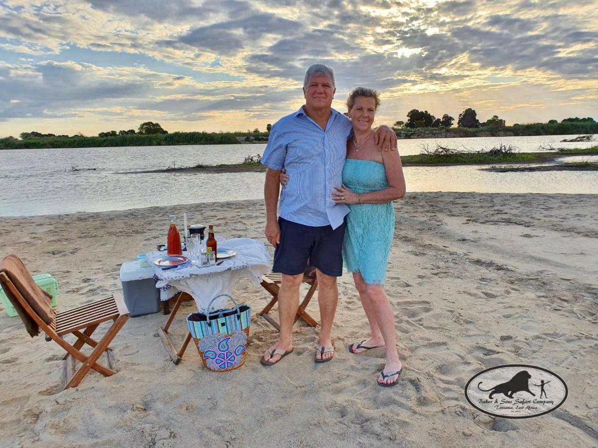 Baker Safari Company Villa Kwangwazi Ngoại thất bức ảnh